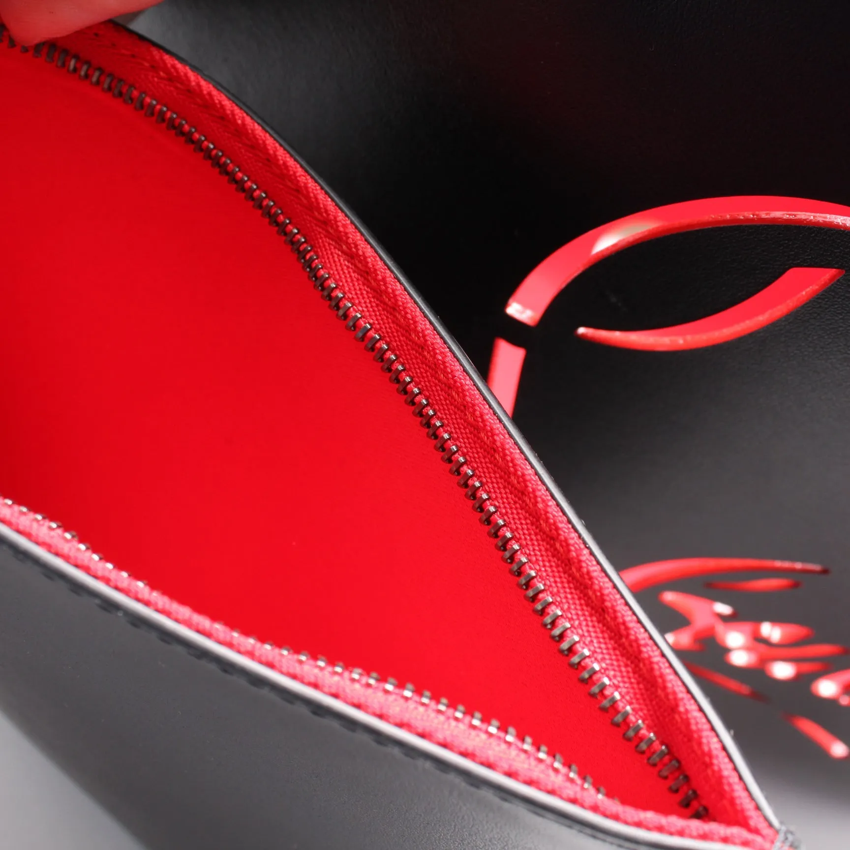 Cabata Tote Large With Pouch Perforated Loubinthesky