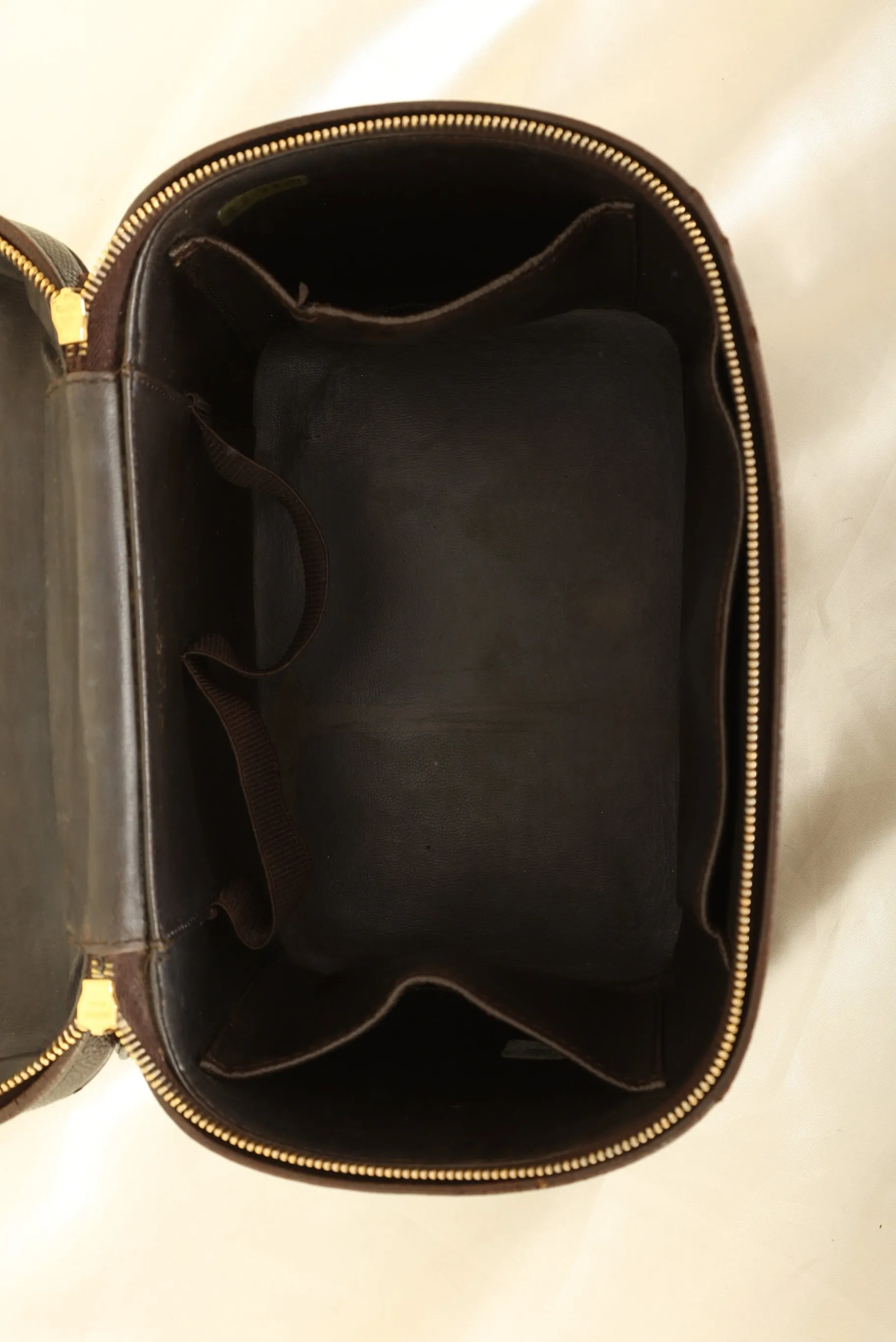 Chanel 1997 Caviar Vanity Case