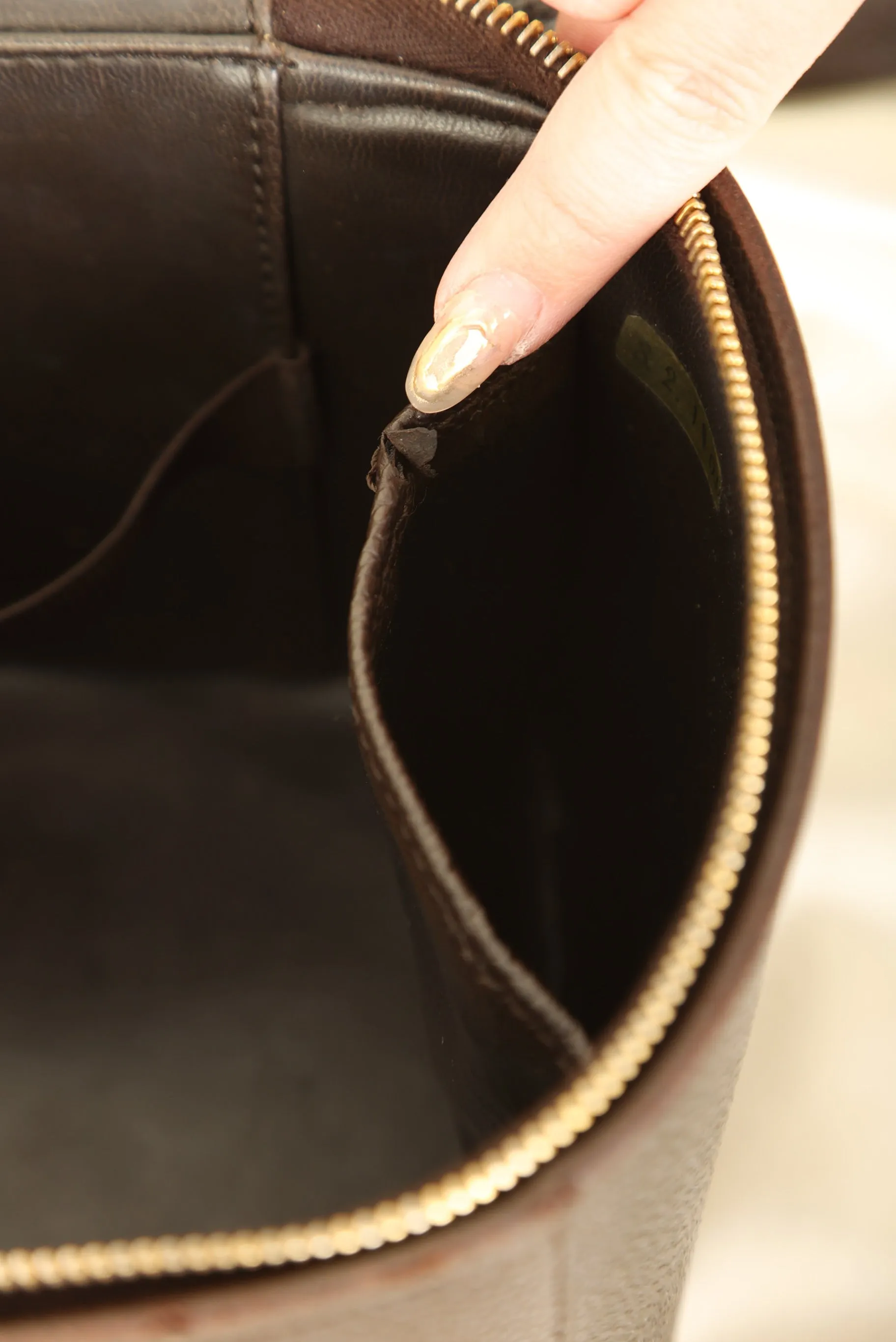 Chanel 1997 Caviar Vanity Case