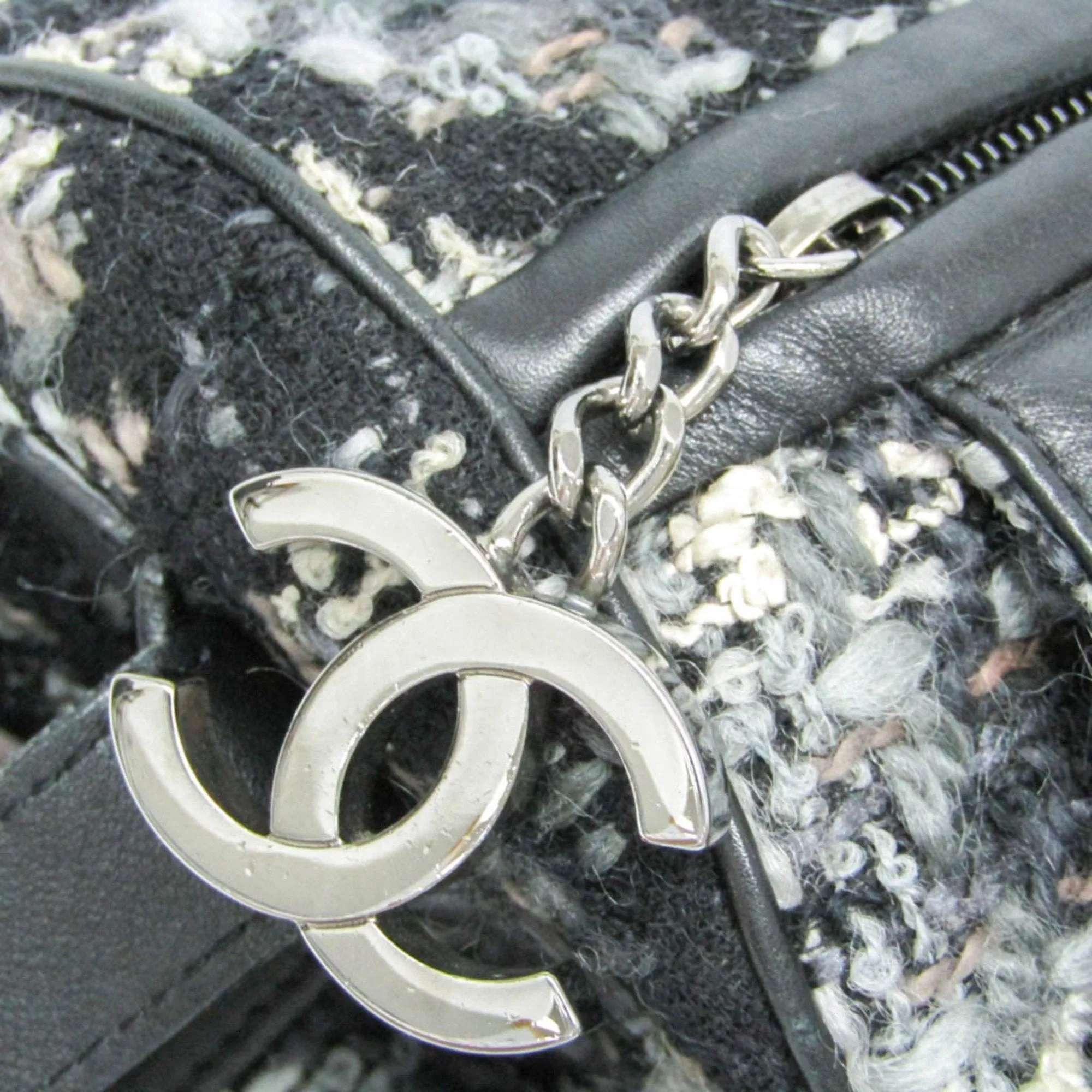 CHANEL 2,55 Shopper