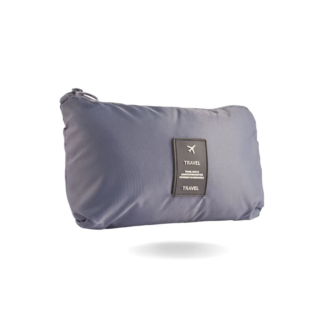 TRAVEL-READY COSMETIC POUCH
